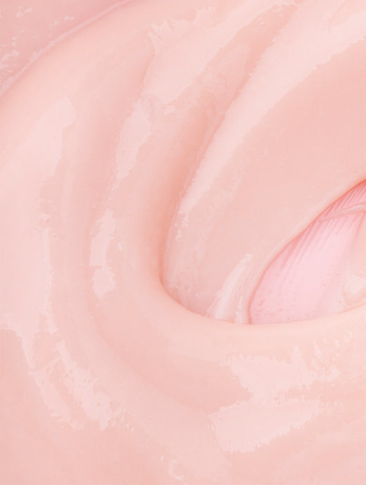Gentle hydration that revitalizes your skin.